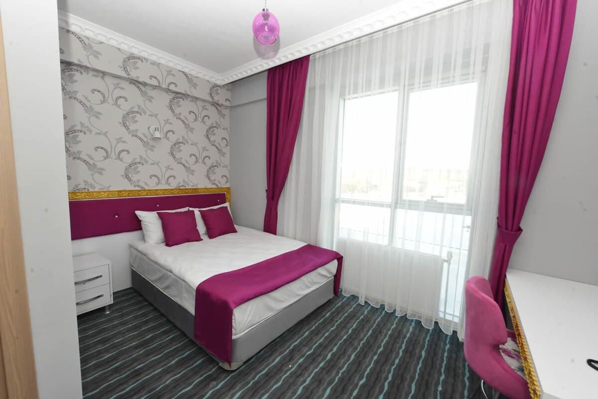 Grand Surmely Hotel-1