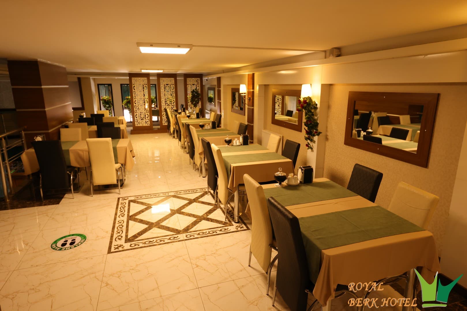 Royal Berk Hotel Van-12