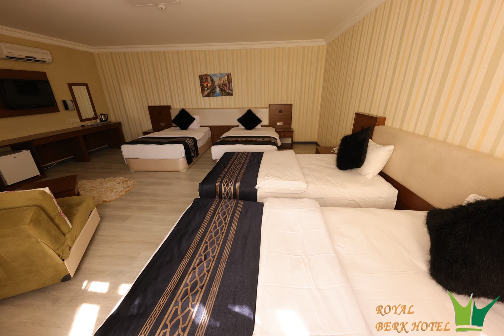 Royal Berk Hotel Van-18