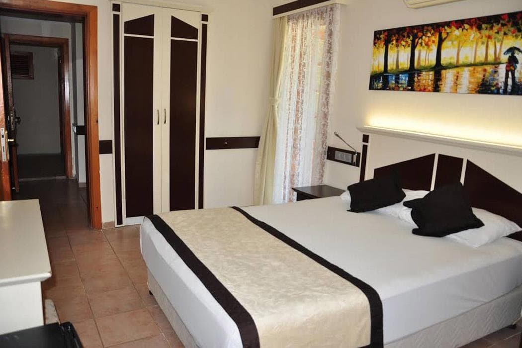 Telmessos Neva Hotel-1