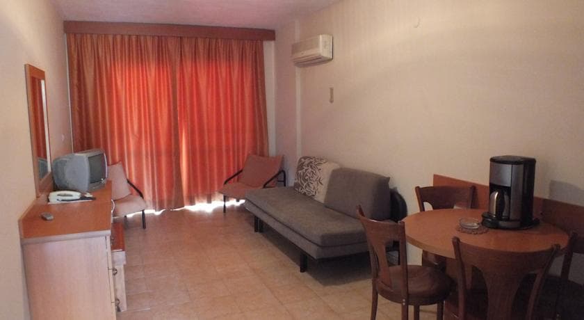 Tuntaş Family Suites Kuşadası-30