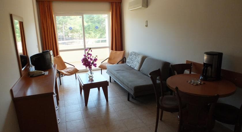 Tuntaş Family Suites Kuşadası-33