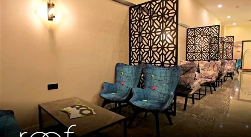 Roof 264 Hotel & Suites-2