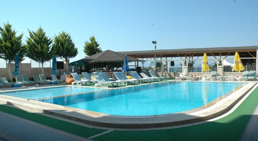Club Rose Bay Hotel-3