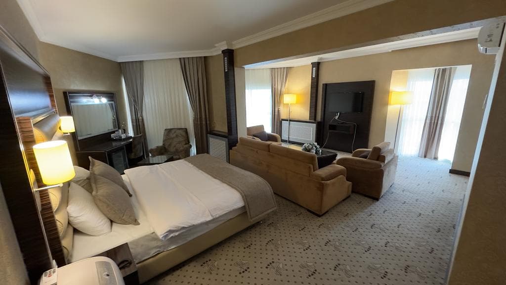 Hotel Tatvan Kardelen-19