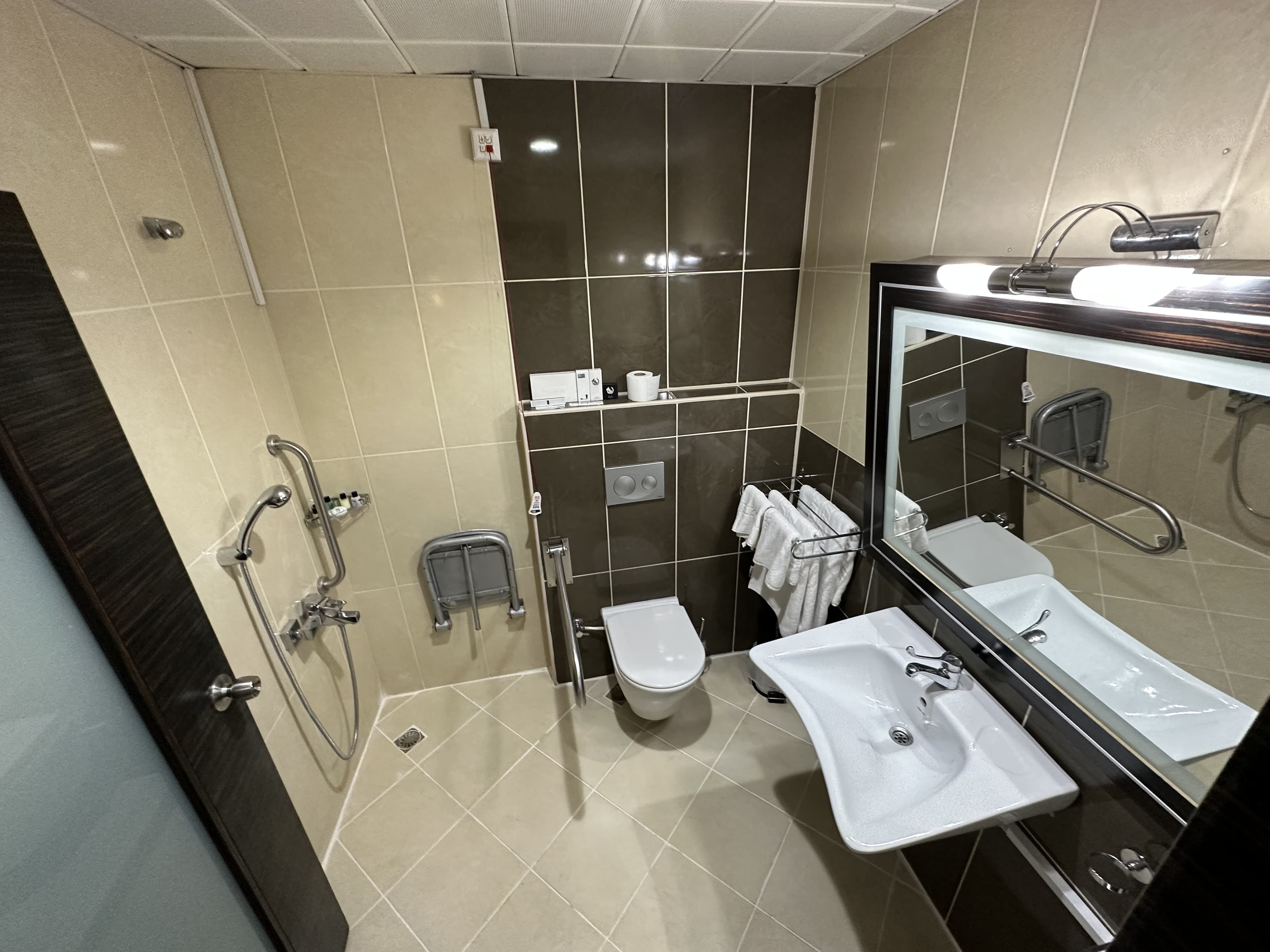 Hotel Tatvan Kardelen-12