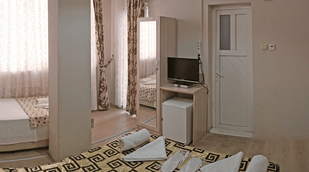 Grand Lavin Hotel-19