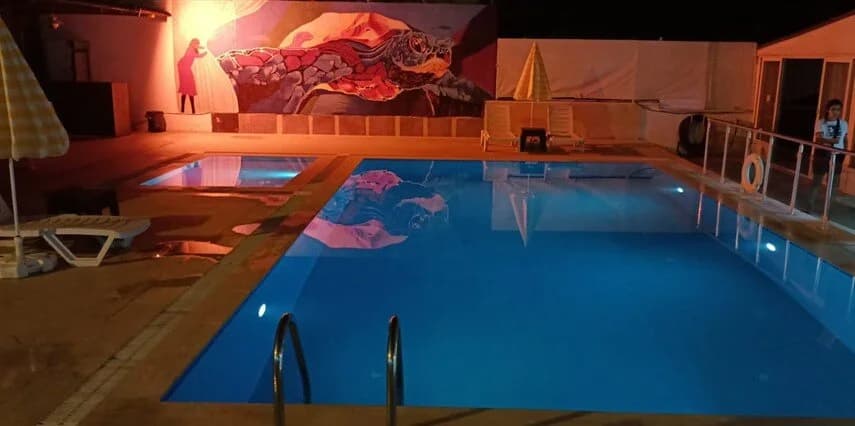 Grand Lavin Hotel-15