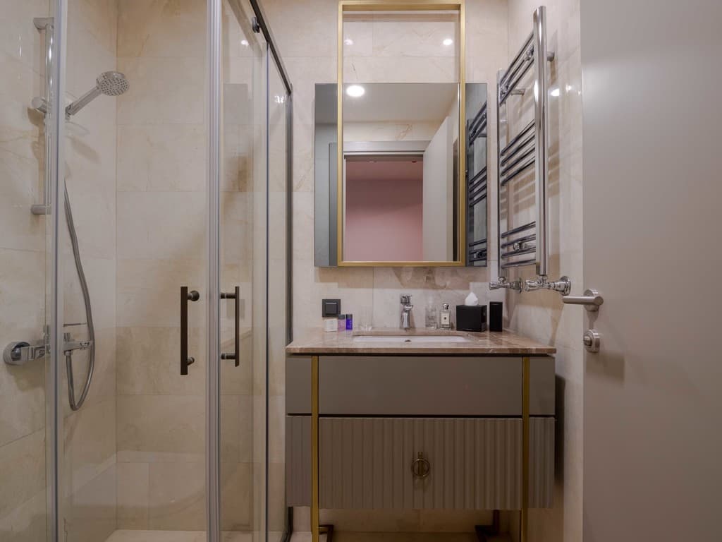 G Tower Furnished Apartment Rentals-46