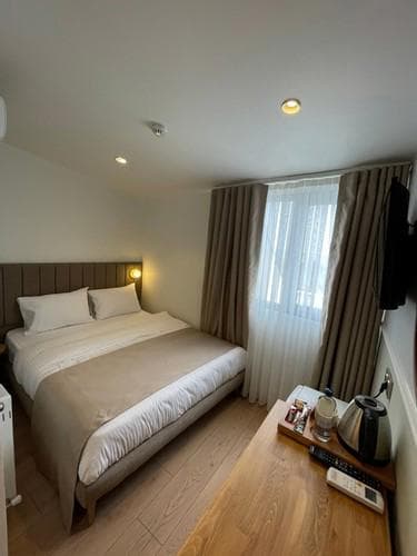 Meshk Airport Hotel-13