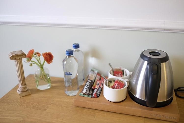 Meshk Airport Hotel-7