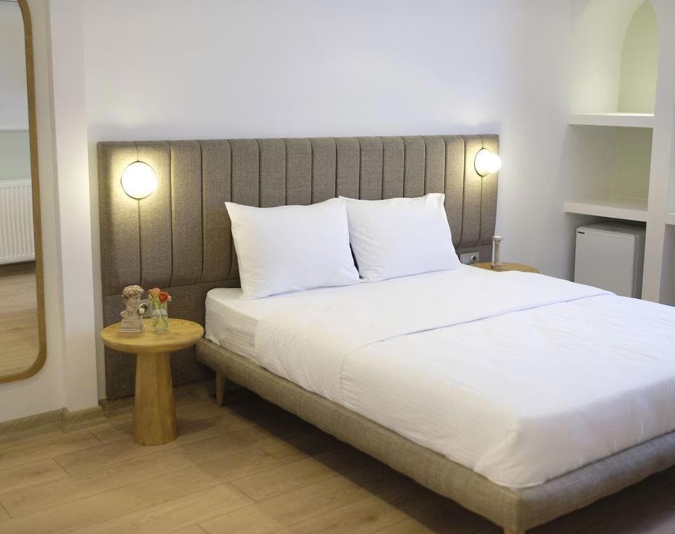 Meshk Airport Hotel-16