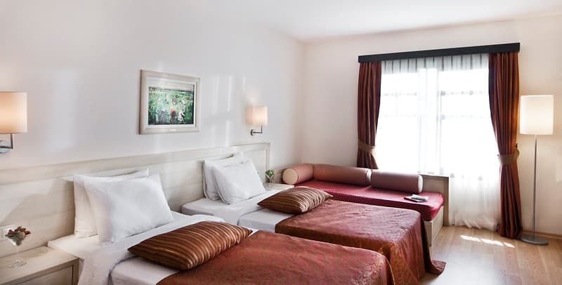 Sunrise Resort Hotel-30