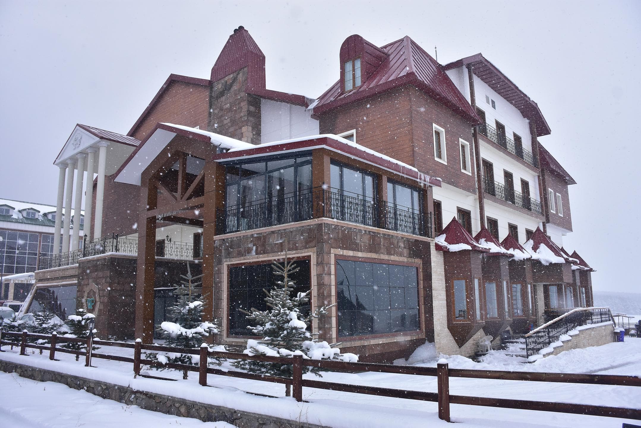 Sarıkamış White Park Otel-0