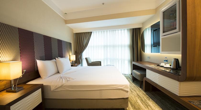 Ramada By Wyndham Gemlik & Spa-35