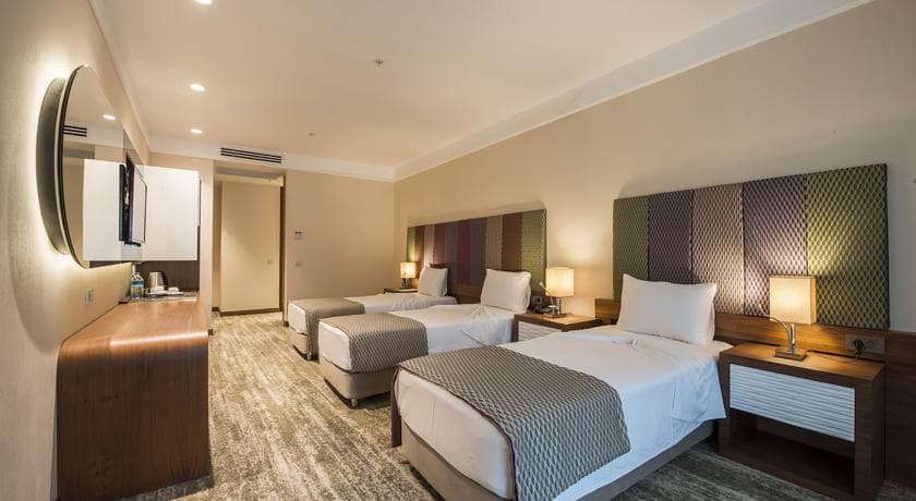 Ramada By Wyndham Gemlik & Spa-43