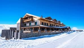 Magna Chalet Hotel-5