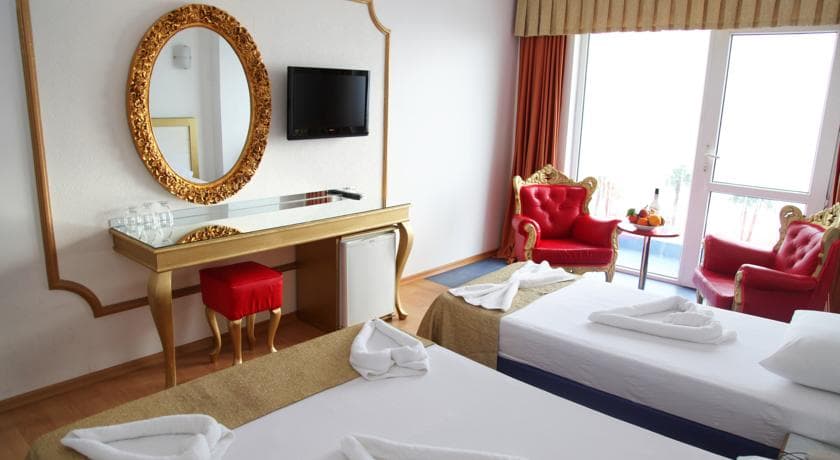 Kristal Beach Hotel-1