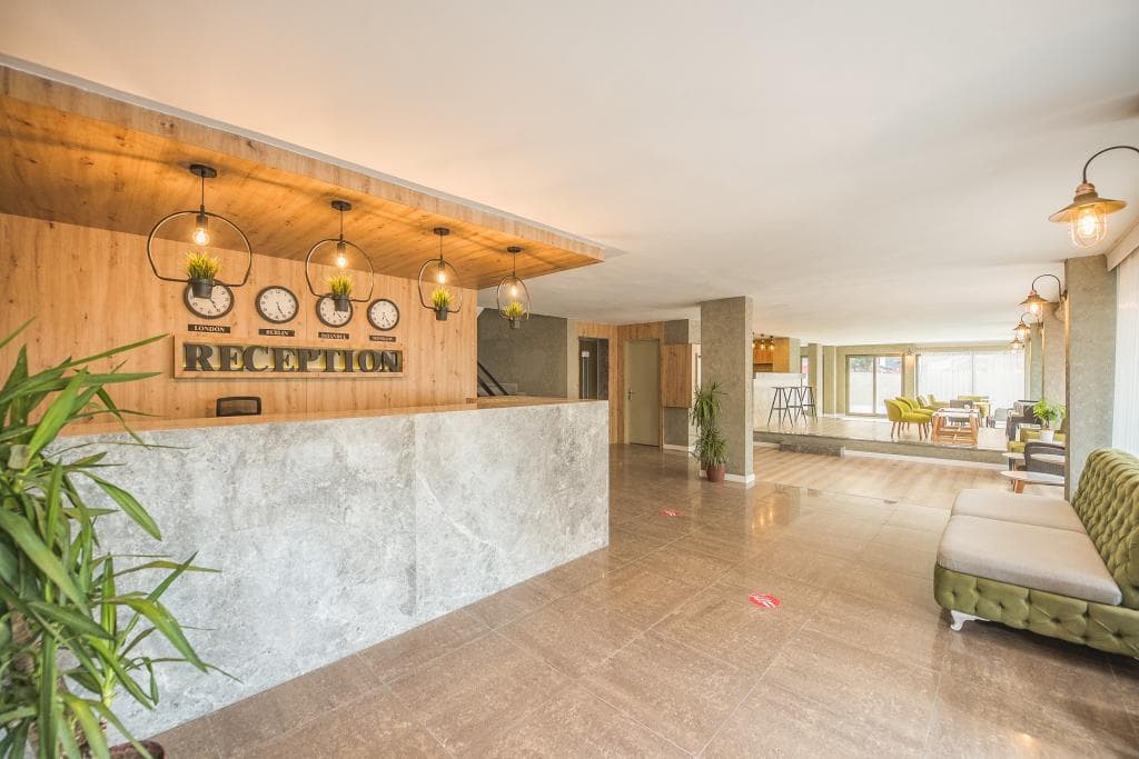 Royal City Hotel -13