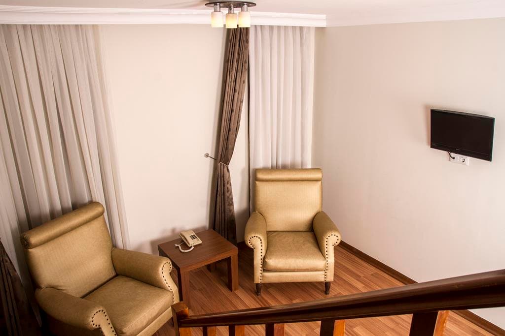 The Corner Park Hotel-13