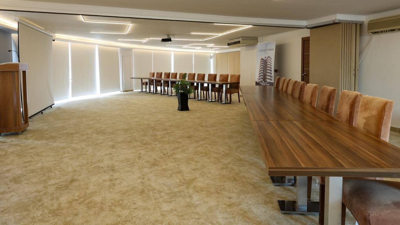 The Corner Park Hotel-28