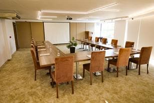 The Corner Park Hotel-16