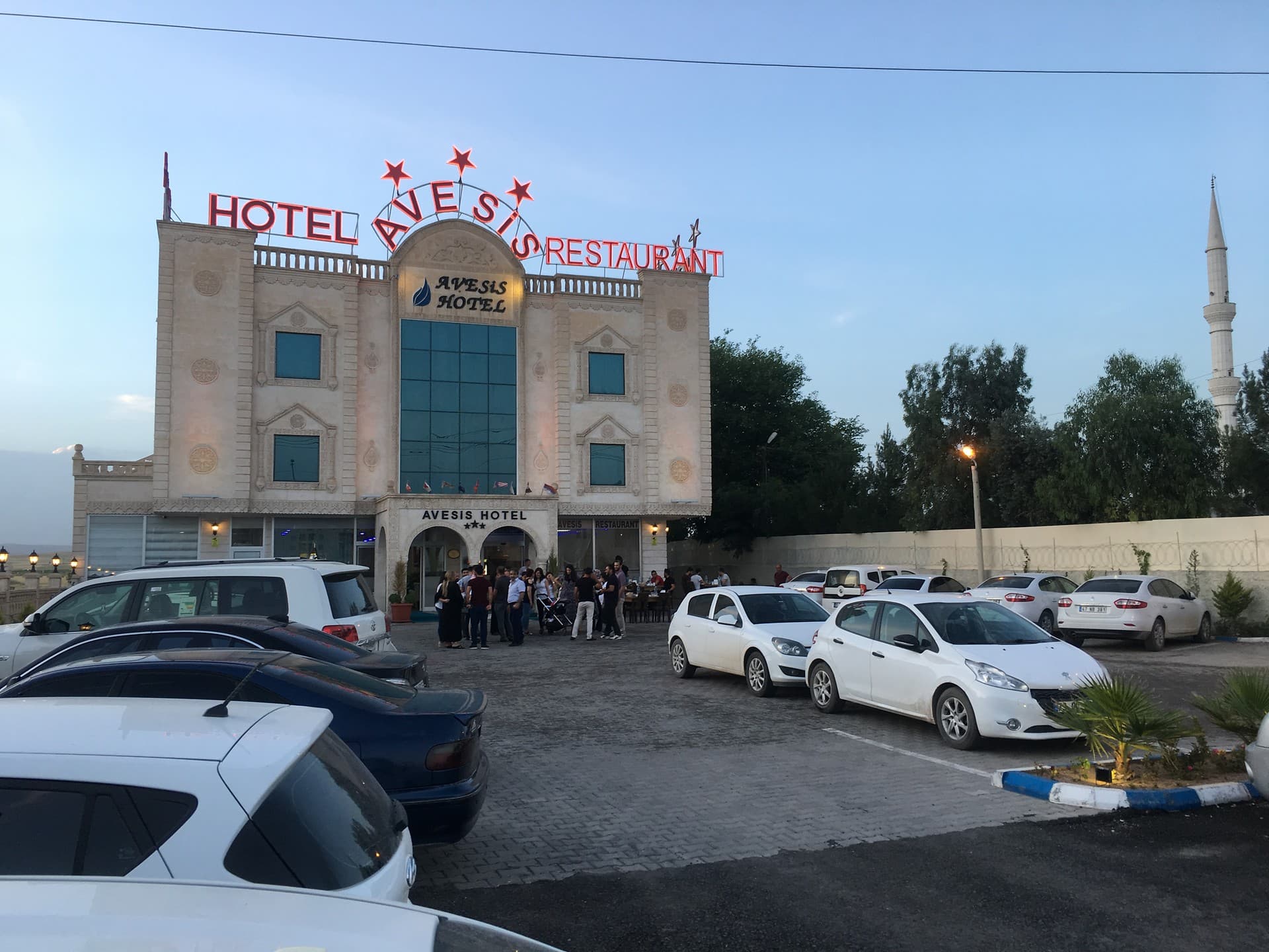 Avesis Hotel & Restaurant-0