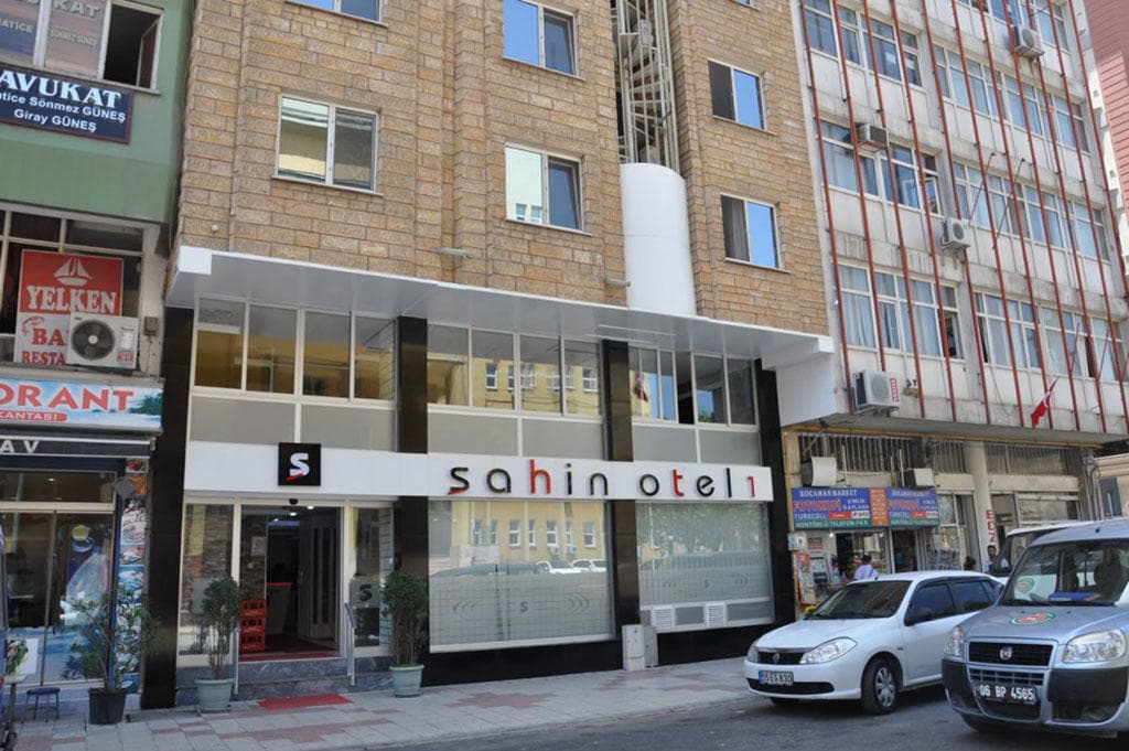 Şahin Otel 1 -0