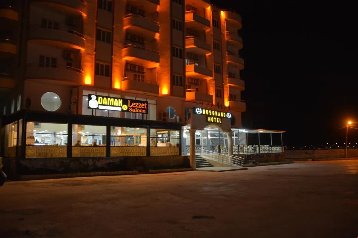 Nus Grand Hotel-15