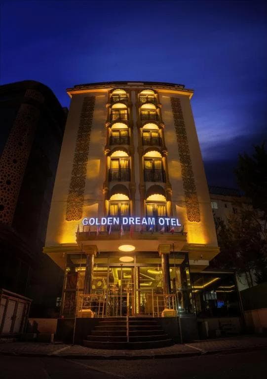 Golden Dream Hotel-0