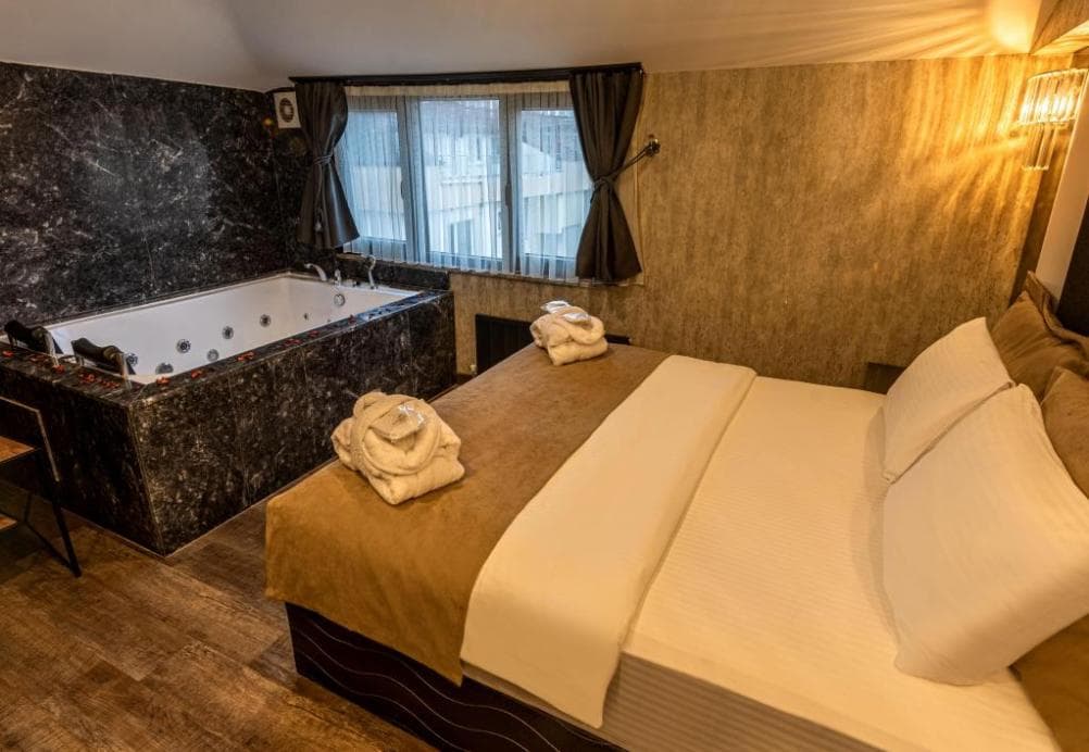 Golden Dream Hotel-6