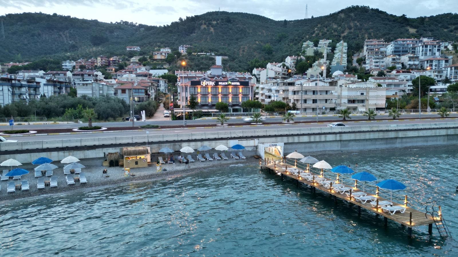 Lopera Beach Hotel-0