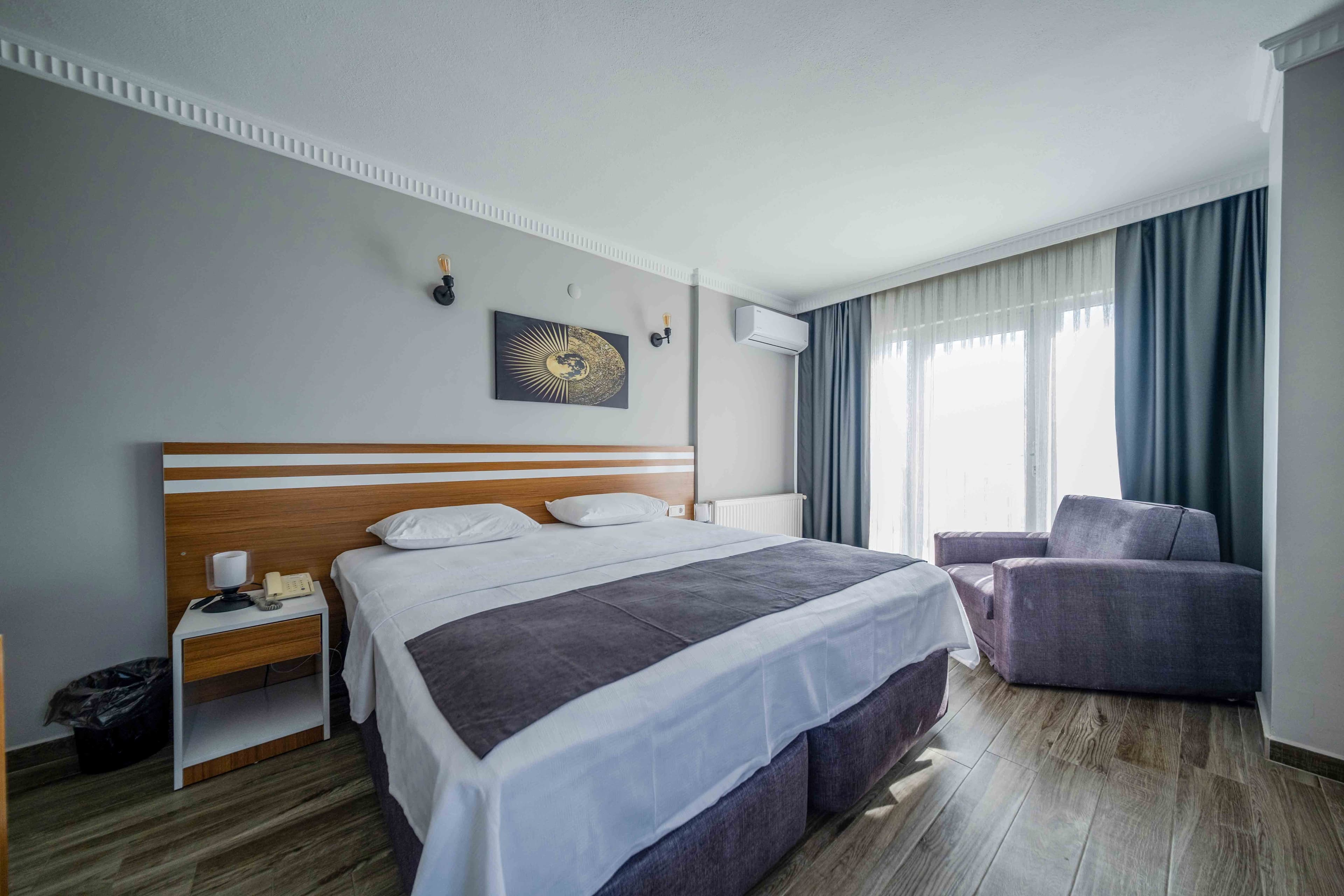 Lopera Beach Hotel-1