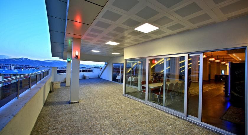 Avalon Altes Hotel-3