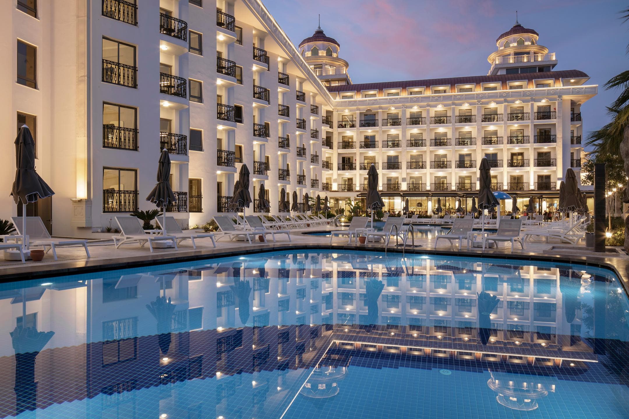 Blue Marlin Deluxe Spa & Resort-4