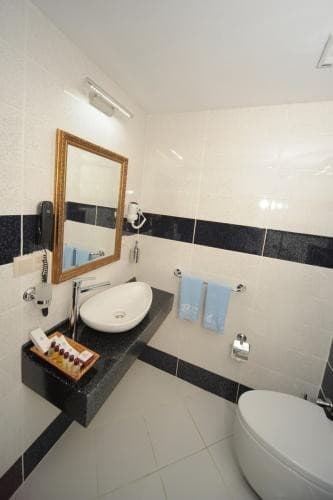 Golden Lake Hotel Adana-19