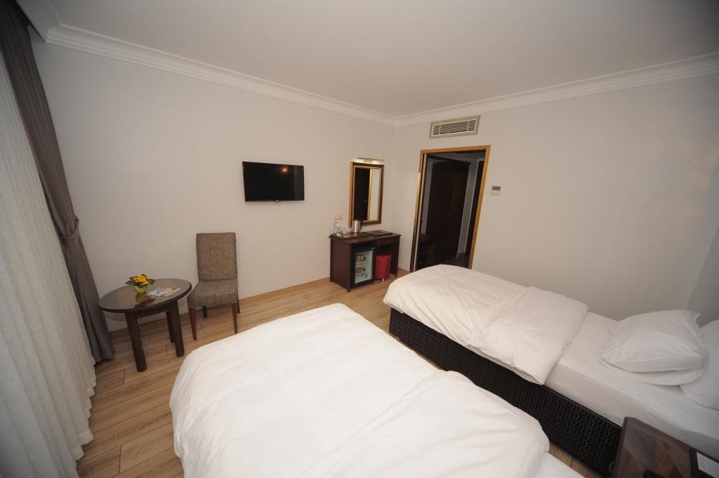 Golden Lake Hotel Adana-23