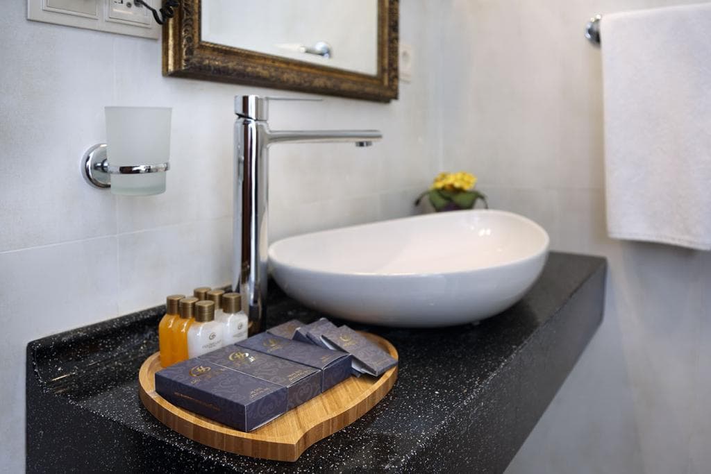 Golden Lake Hotel Adana-8