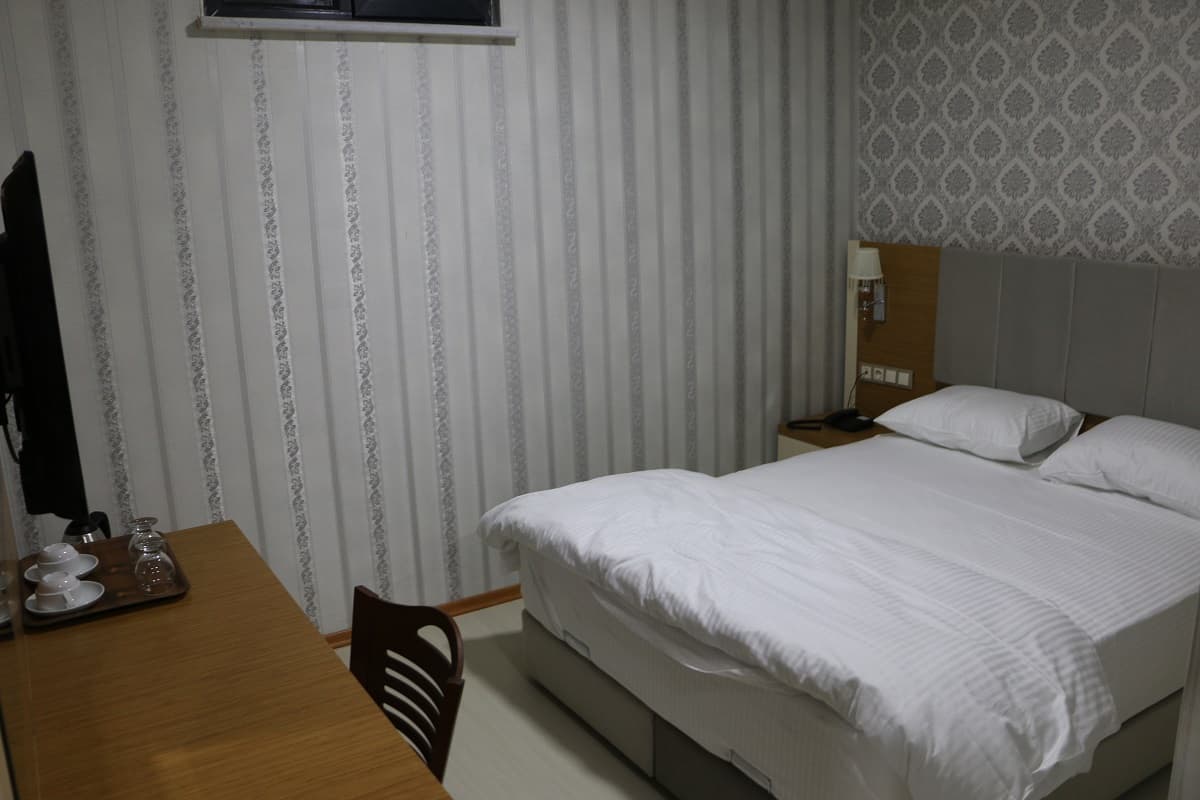 Le-ka Grand Sah Otel-6