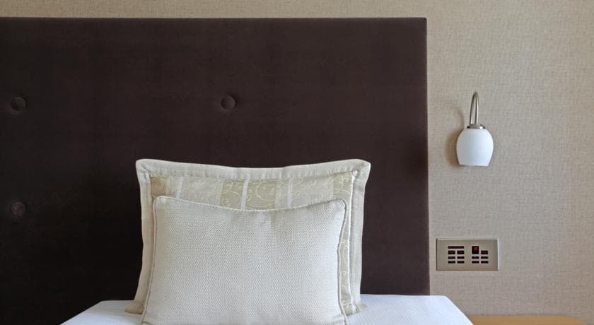 Wow Airport Hotel-13