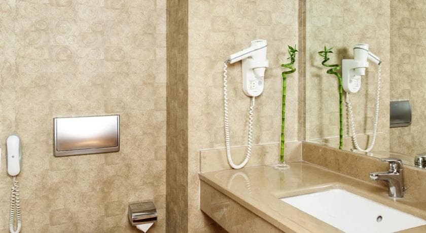 Wow Airport Hotel-20