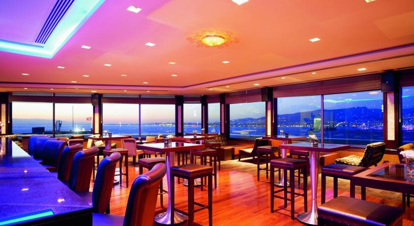 Mövenpick Hotel İzmir-34