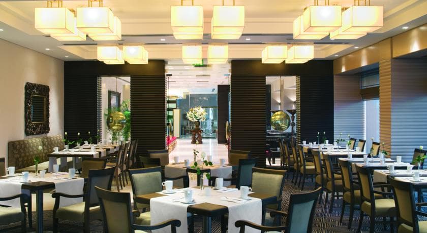 Mövenpick Hotel İzmir-22