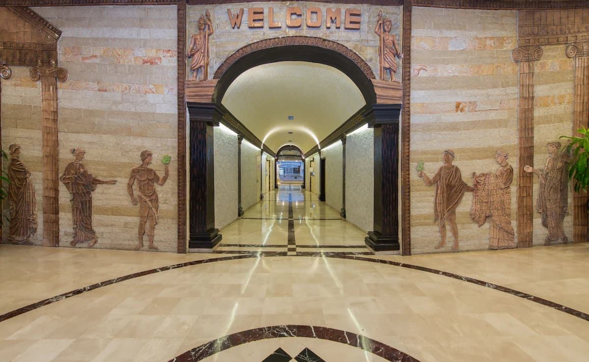 Adonis Hotel Lara-48