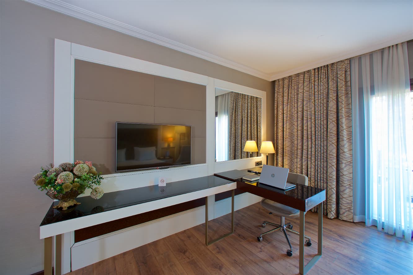 Ramada By Wyndham Hotel Merter-20