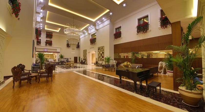 Ramada By Wyndham Hotel Merter-5