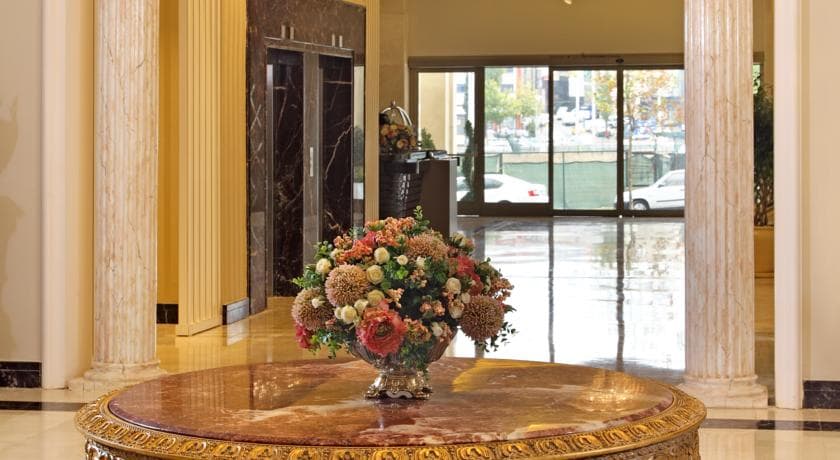 Ramada By Wyndham Hotel Merter-9