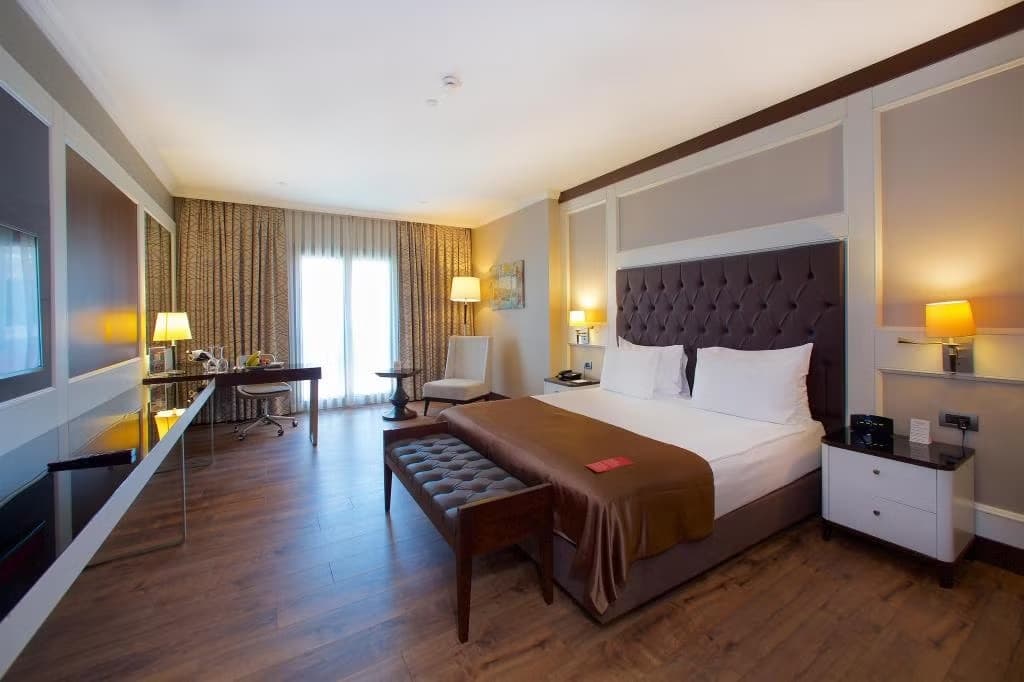 Ramada By Wyndham Hotel Merter-2