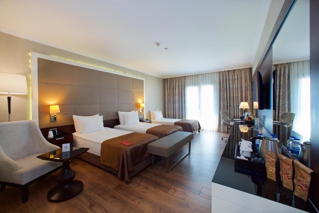 Ramada By Wyndham Hotel Merter-16