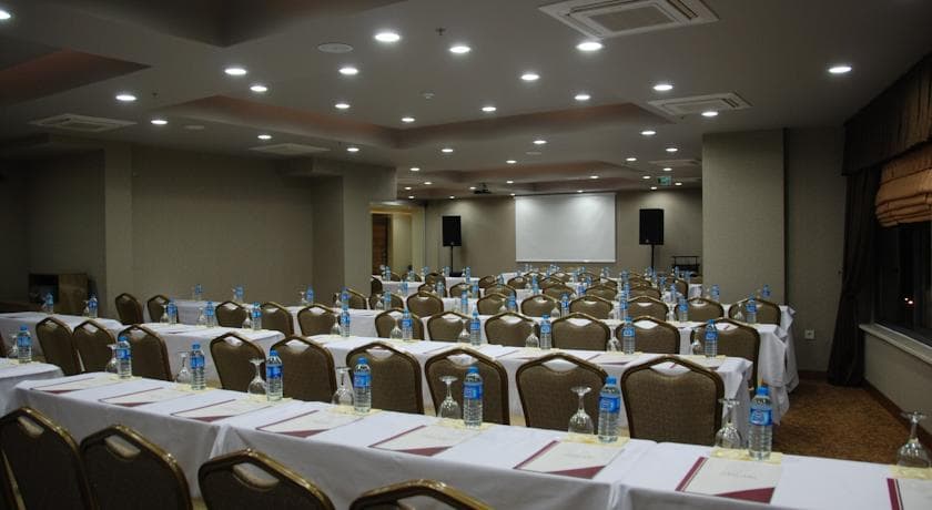 Volley Hotel İzmir-36